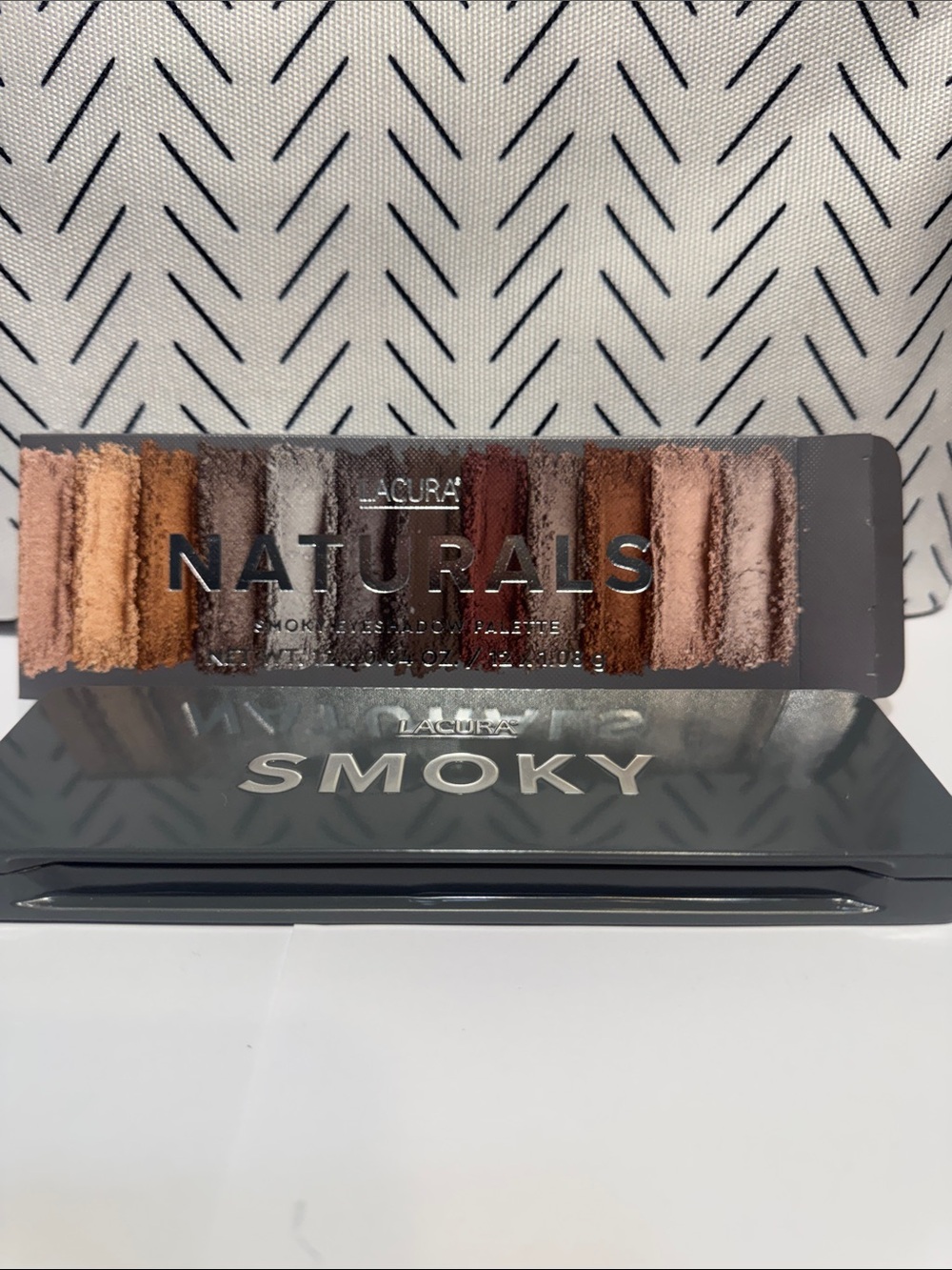 Lacura Naturals Smoky Eyeshadow Palette — Warm Bronze to Soft Taupe Shades